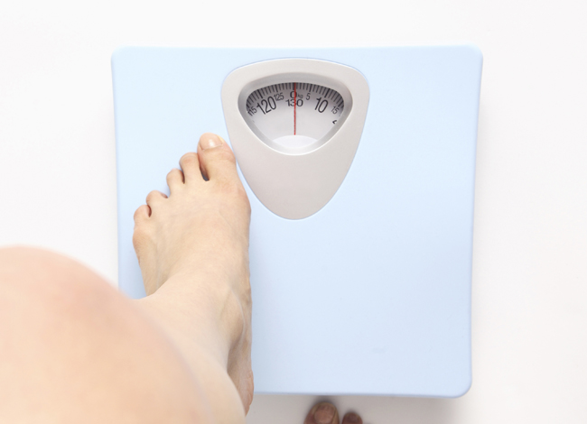 ダイエットを行う際、体重計に乗る頻度はどれですか? ダイエットを行う際、体重計に乗る頻度はどれですか?